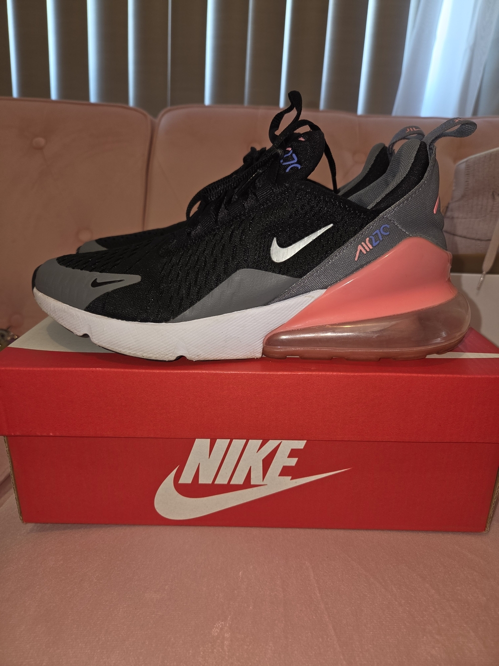 Nike Air Max 270 Black Grey Coral Sneakers